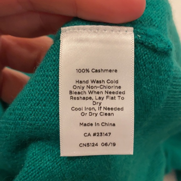 EUC- Talbots Green Cashmere turtleneck - Picture 4 of 4